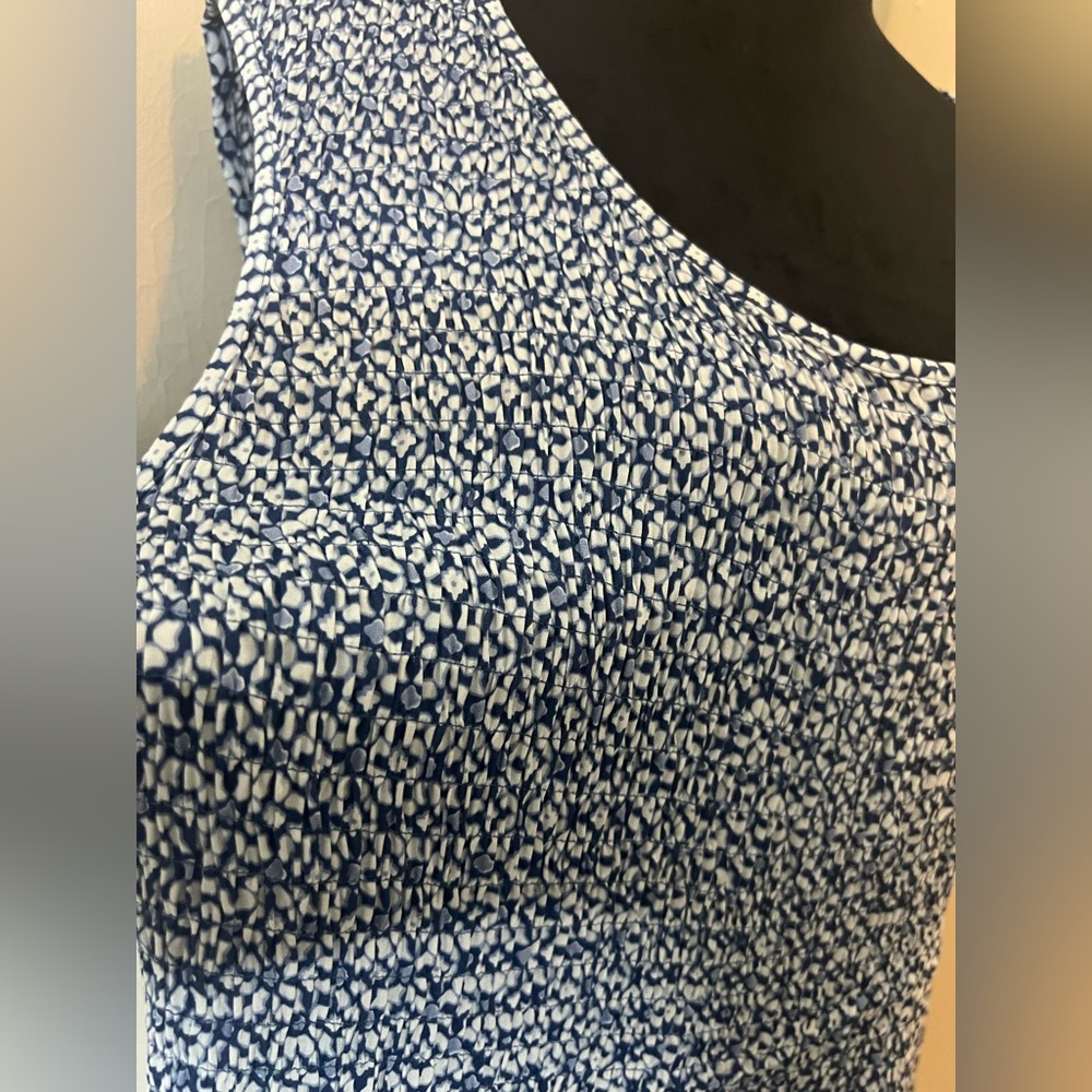 Croft & Barrow Smocked Dress – 3X
FREE BONUS: Jones New York Skort (XXXL) - Picture 3 of 9